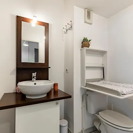 Cosy, Climatise, Calme, Parking - Proche Aeroport *