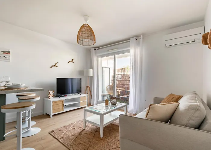 Cosy, Climatise, Calme, Parking - Proche Aeroport Daire